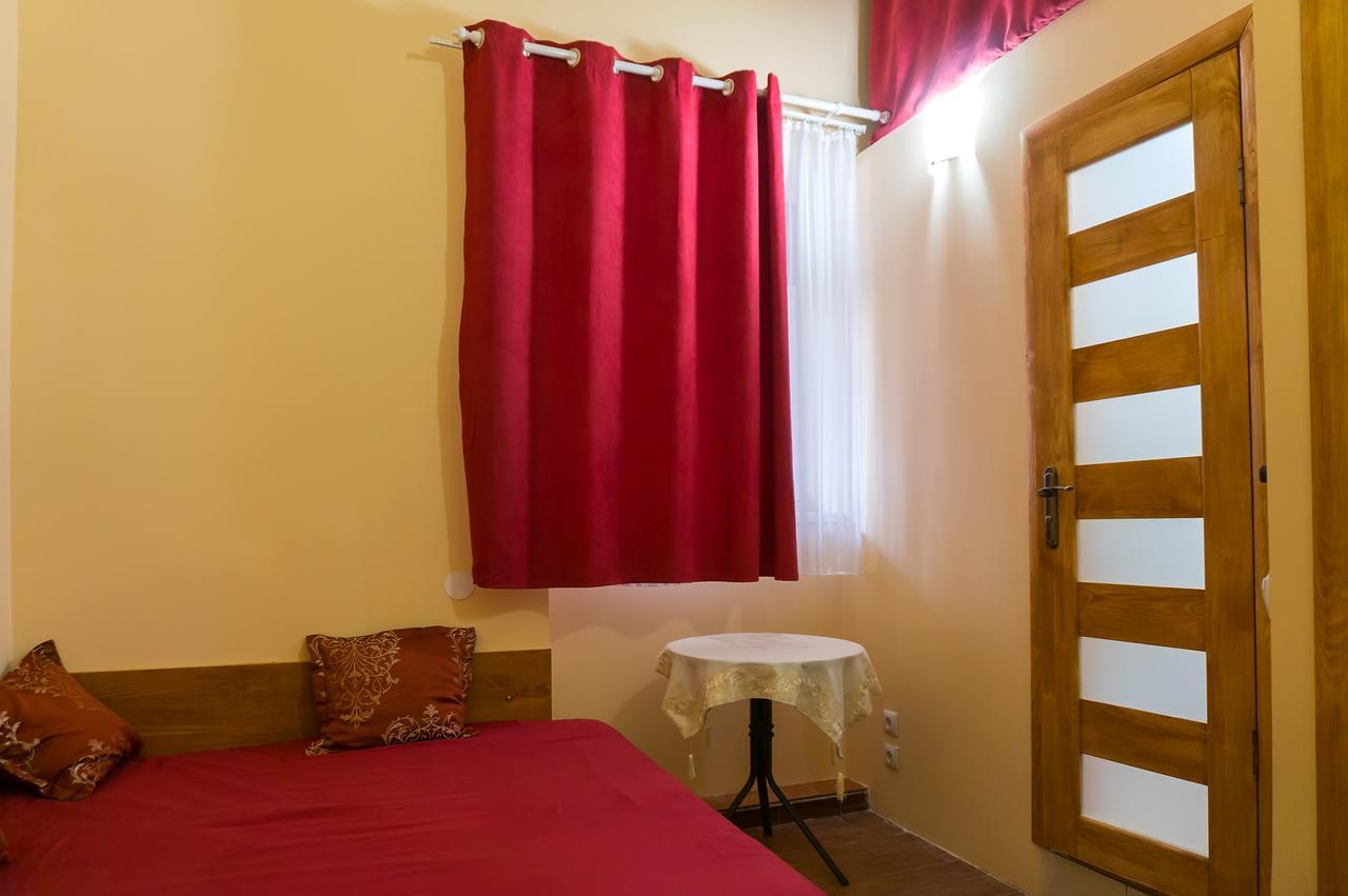 Кімнати В Центрі Hotel Ужгород Екстериор снимка