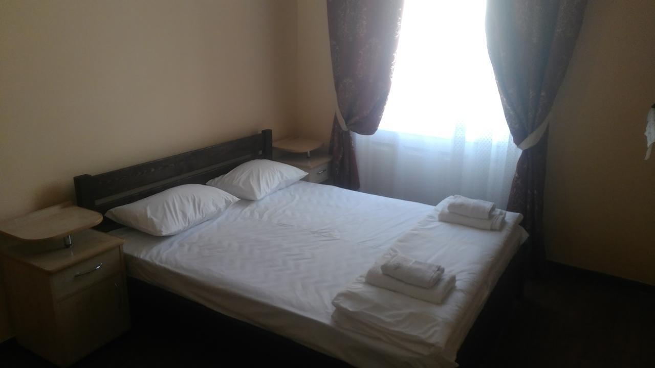 Кімнати В Центрі Hotel Ужгород Екстериор снимка